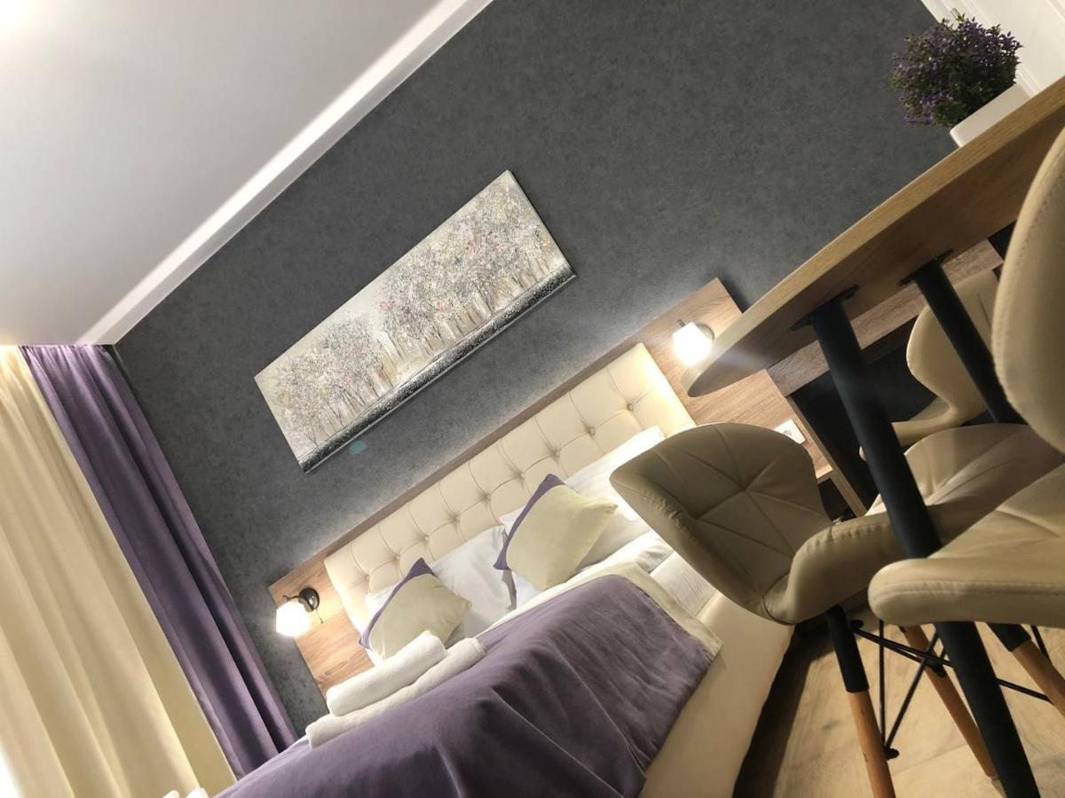 Demar Apart Violet Lviv Dış mekan fotoğraf