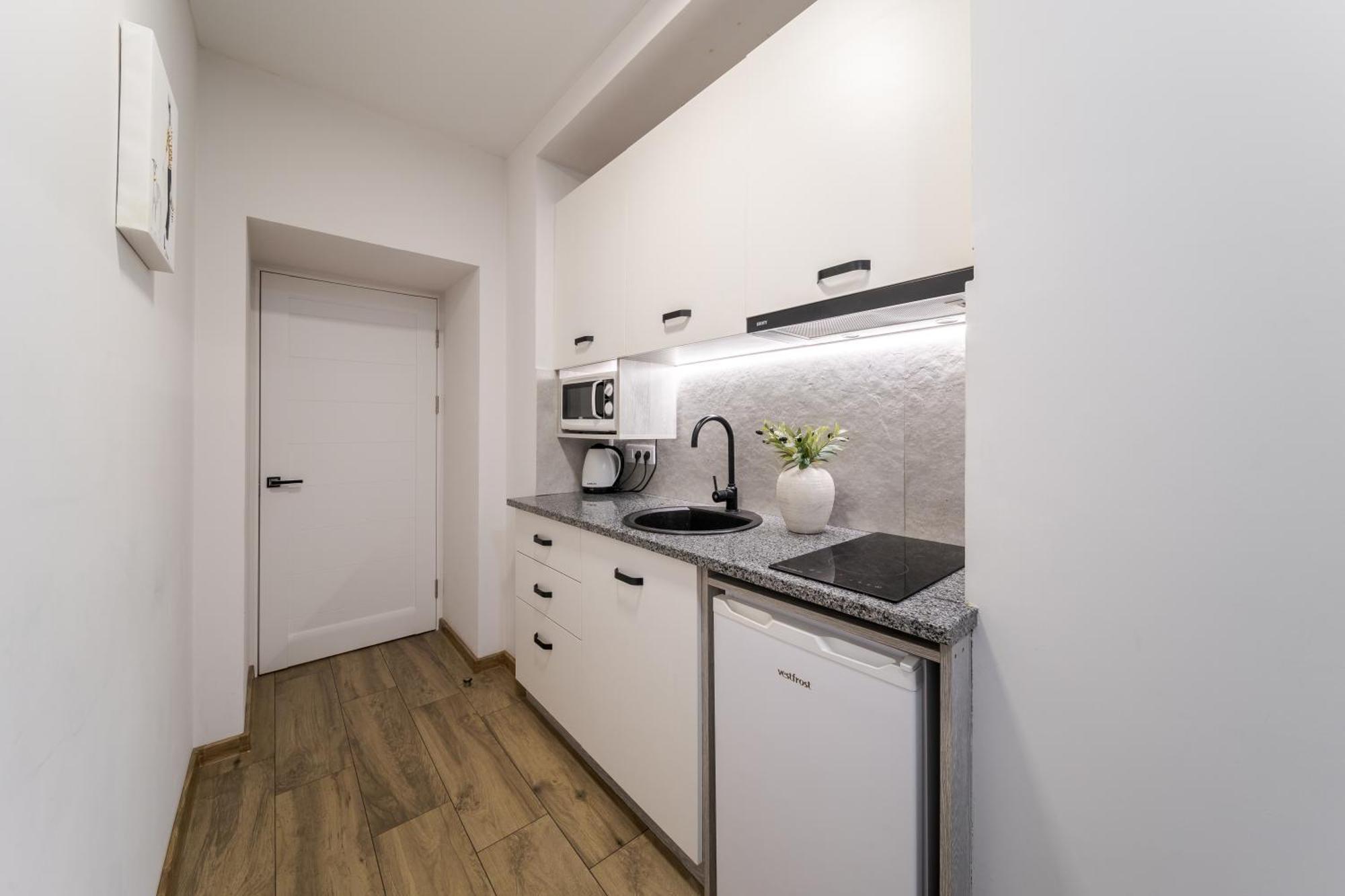Demar Apart Violet Lviv Dış mekan fotoğraf